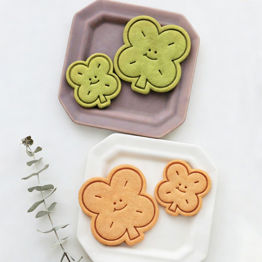 Lucky Four-Leaf Clover Cookie  - Kitchen Baking Molds recensie en prijs